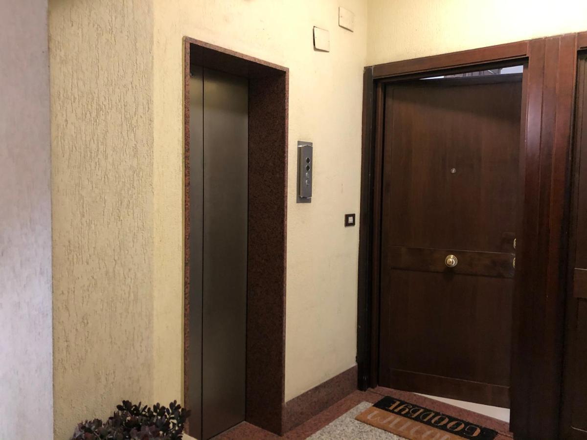 Visconti Apartment. Ρώμη Εξωτερικό φωτογραφία