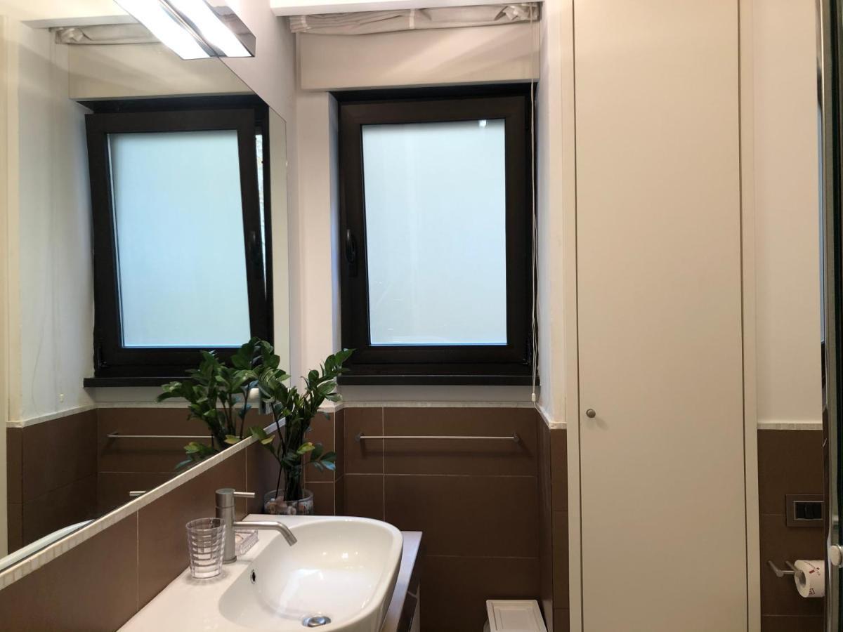 Visconti Apartment. Ρώμη Εξωτερικό φωτογραφία